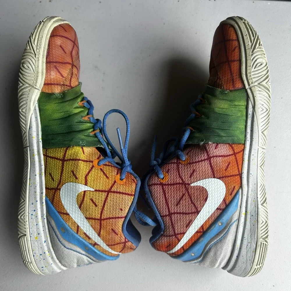 Nike Kyrie 5 SpongeBob Pineapple House Basketball Shoes - Youth Size 3Y
